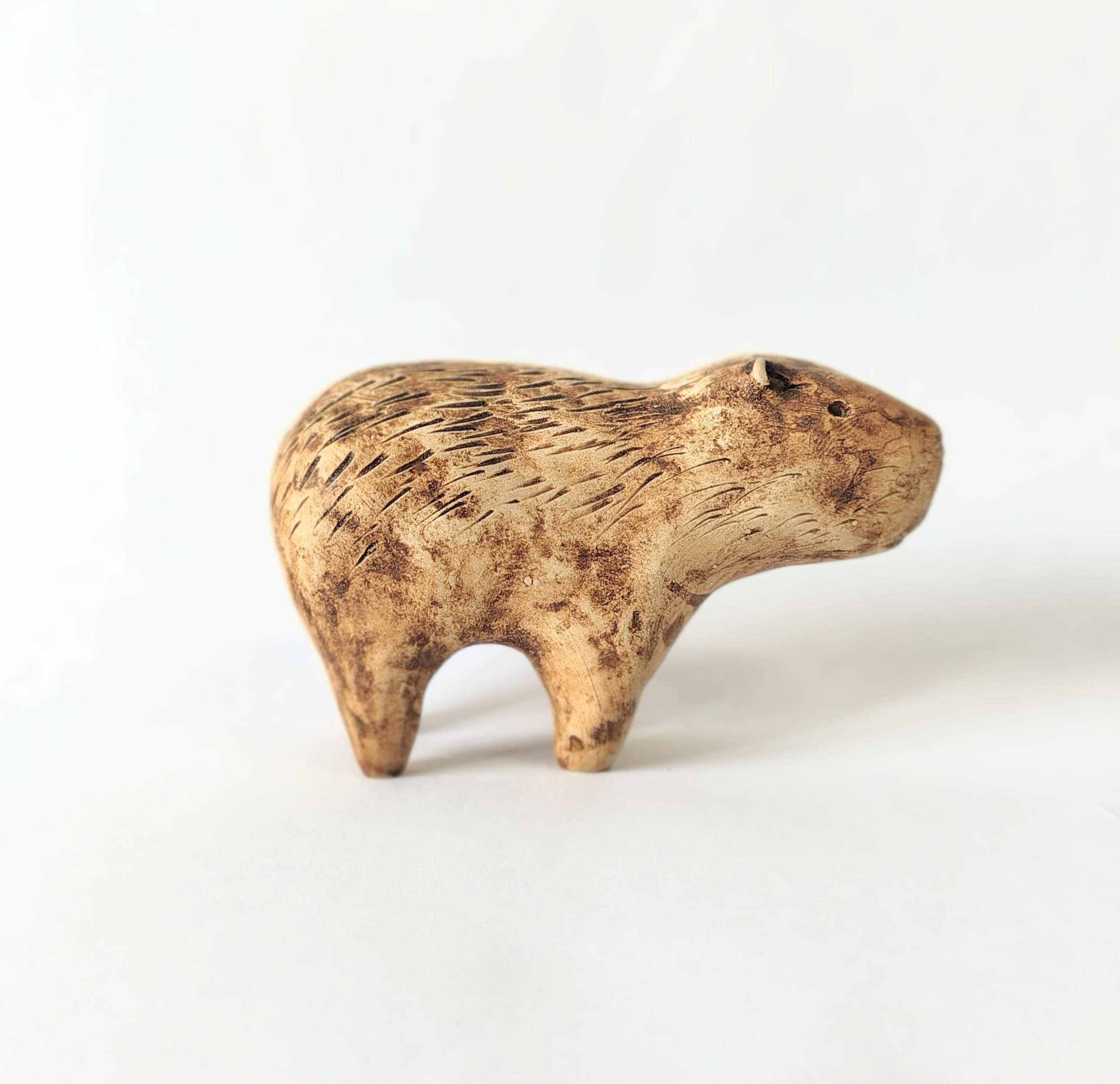 Figurka artystyczna "Kapibara"